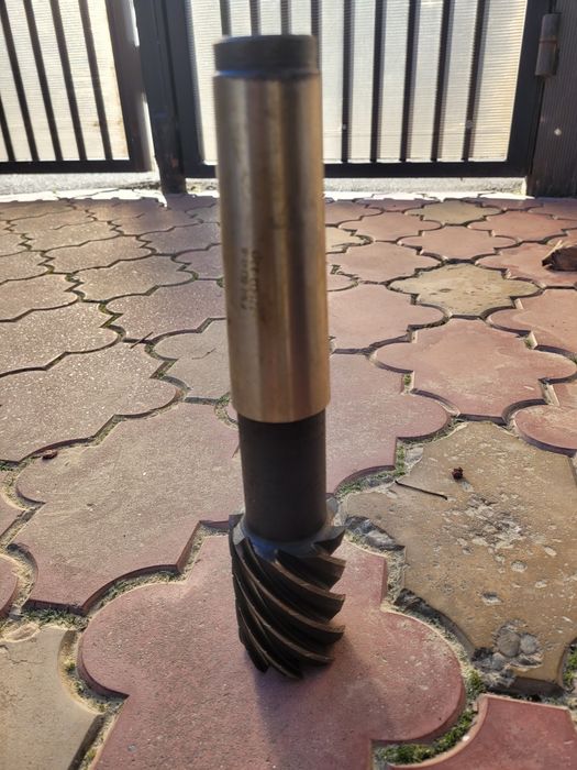 Freze pentru prelucrare metal,noi.