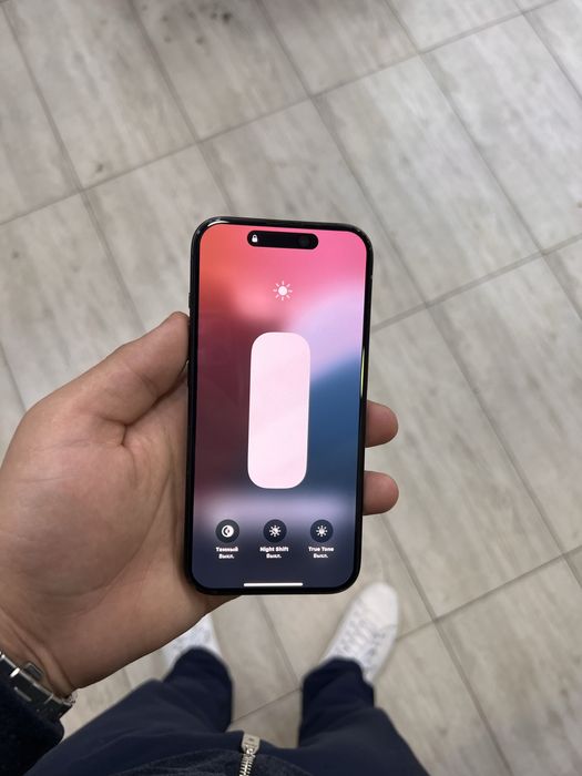 iPhone 15 Pro ideal !!