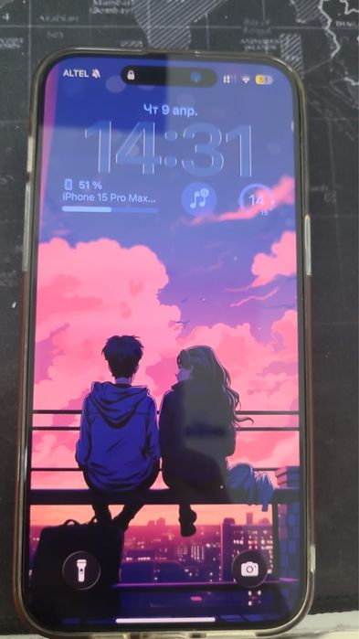 продаю iphone 15 pro max на 256 гб