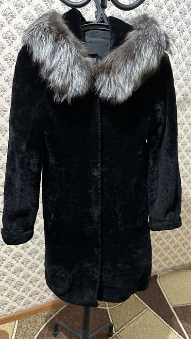 Продается шуба мутон