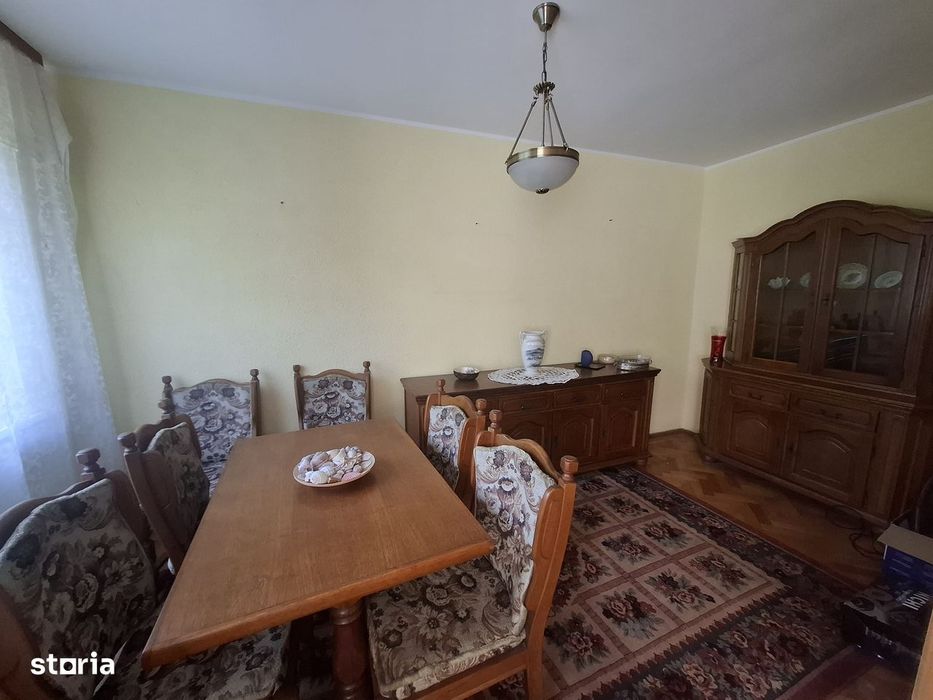 Cartierul Sasar (zona str. Gh. Marinescu)–ap. 4 camere, etaj 2, balcon