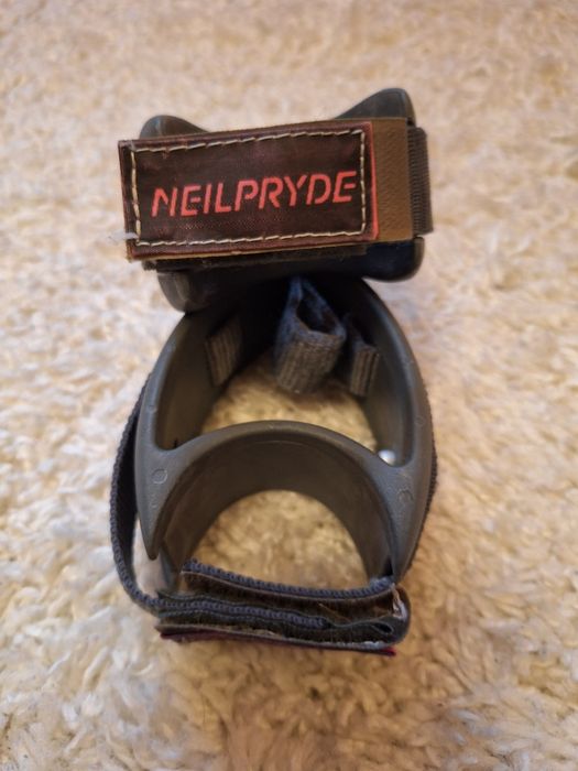 2 Cleme Neilpryde - Windsurf Sail Batten Cam / Surfing