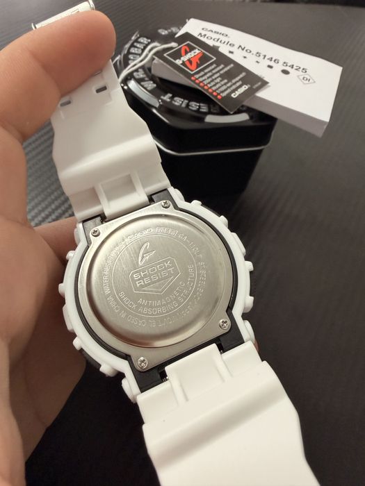 Casio G-shock Бял