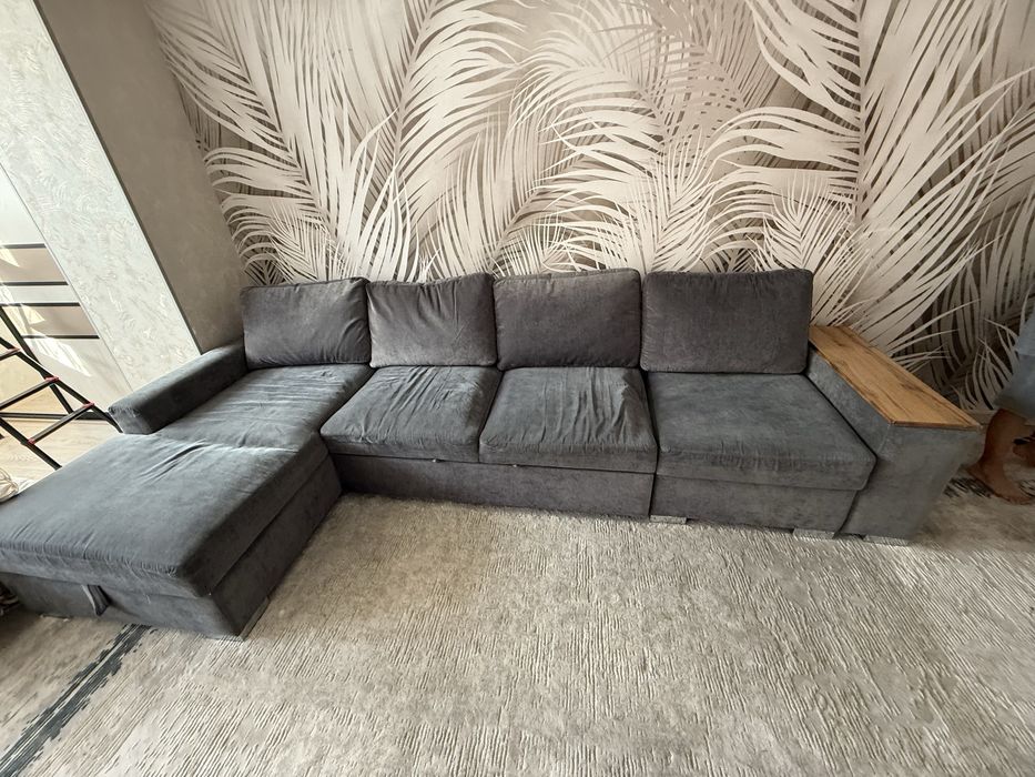 Срочно !!! Продаю диван !!!