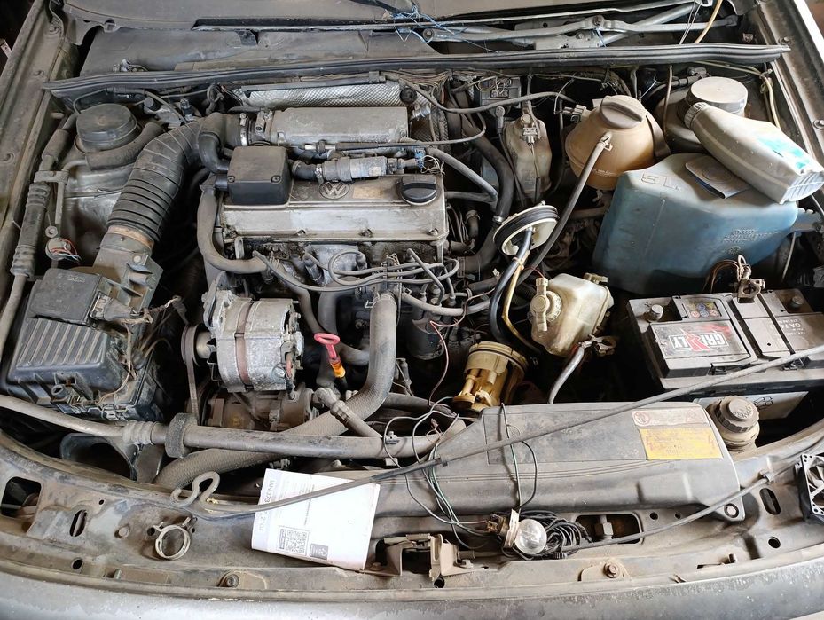 Продавам WV Passat B3