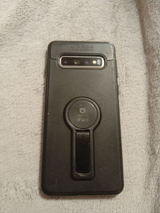 Продам самсунг s10