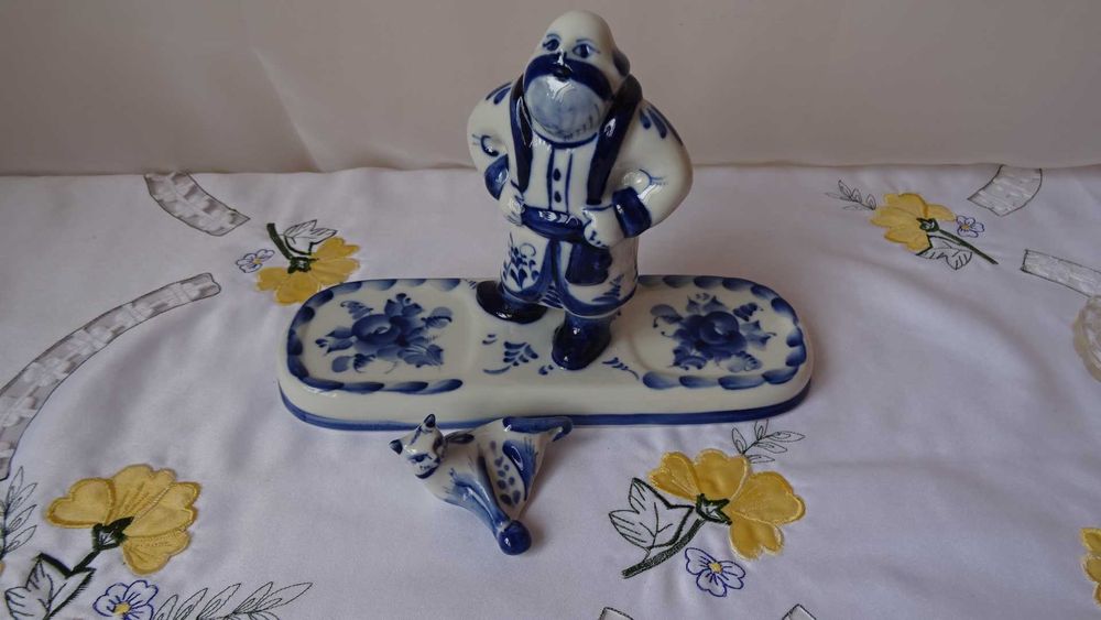 Гжелска рисувана фигура, Русия, СССР, винтидж