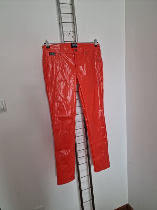 Страхотни дамски панталони VERSACE JEANS COUTURE размер 31