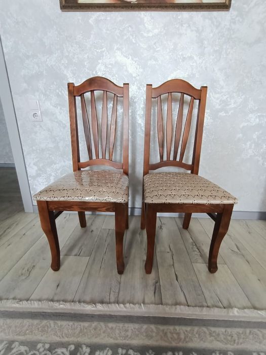 Продам стол стеклянный, стулья, шкаф