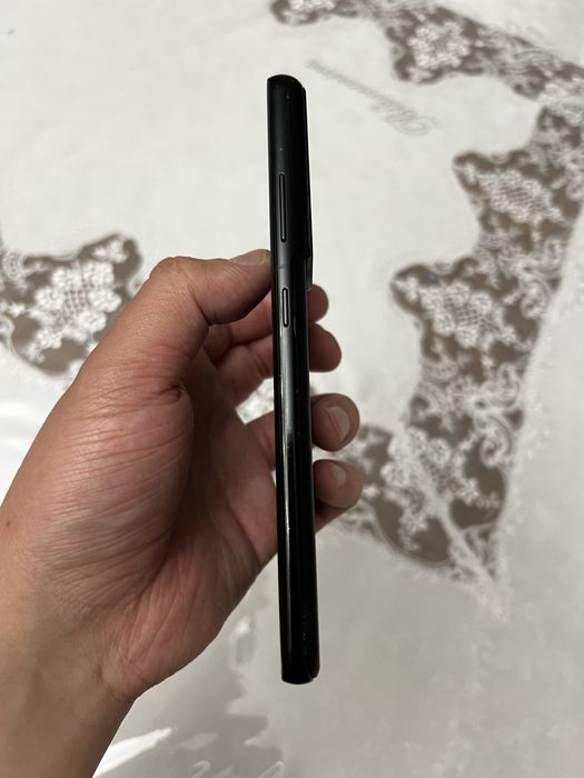 Продам Samsung S21 Ultra