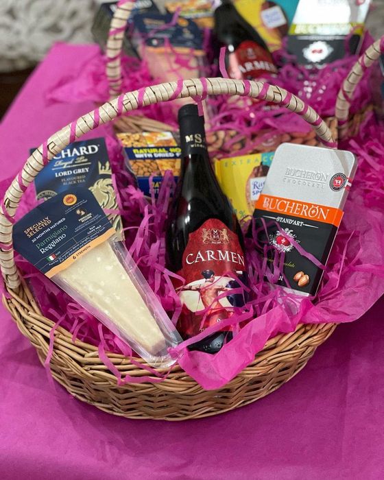 Подарочная, корзина мужской подарок