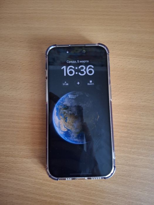 Продам айфон 15 про