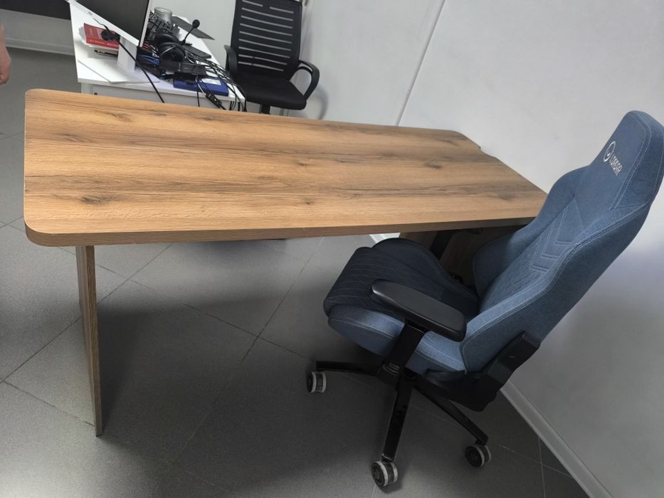 Офисный стол 180 на 80