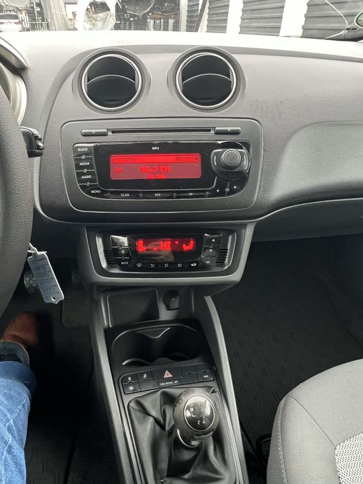Seat ibiza 1.4 benzina