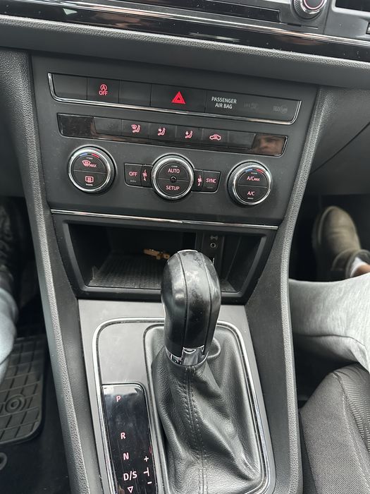 Vand seat leon 2015 automat