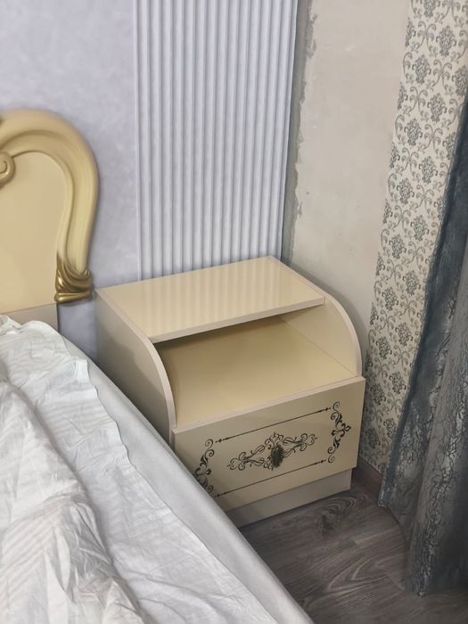 Продам спальный гарнитур + детскую мебель