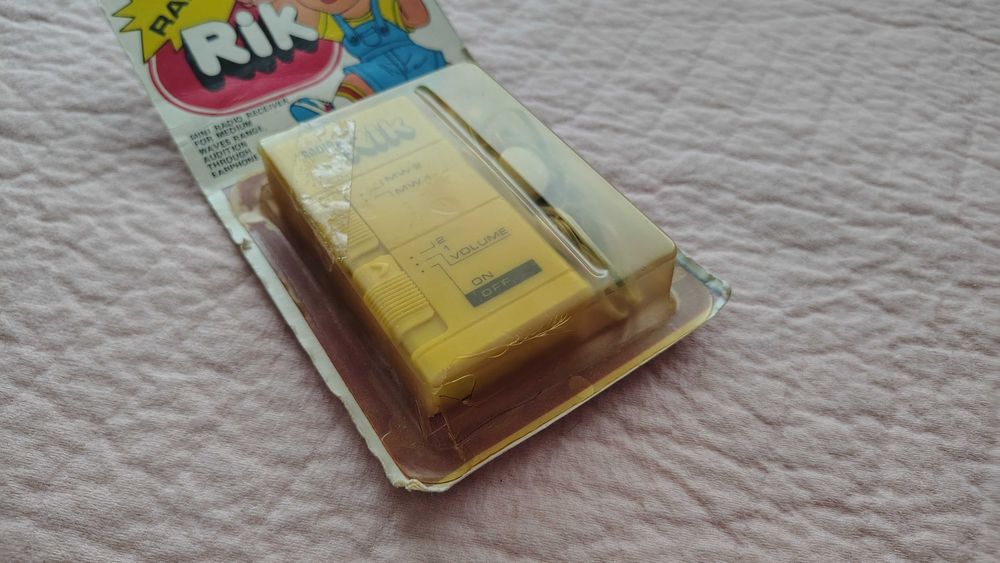 Radio Ric/Rik galben versiunea de export