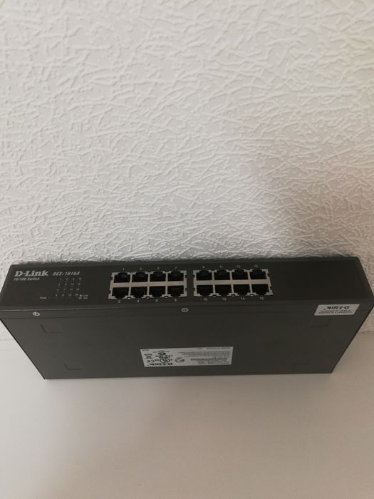 Коммутатор D-Link Des-1016A,  16 портов