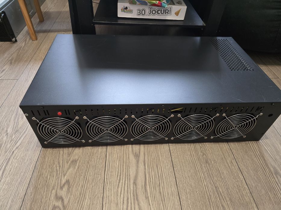 Carcasa rig mining onda 8 placi video