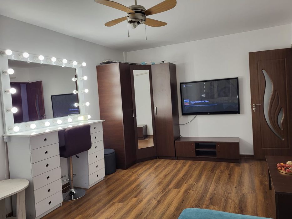 Apartament 2 camere bloc 823