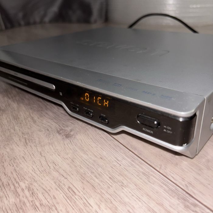 Винтажный DVD – проигрыватель (рабочий)