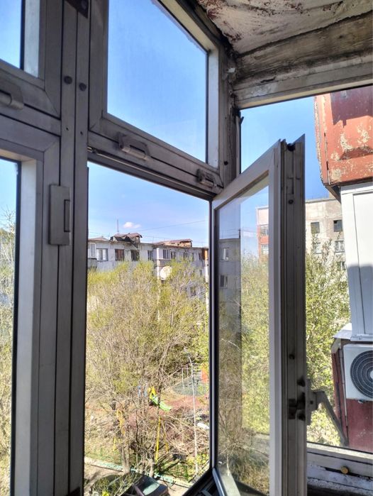 Балконная рама  со стеклами