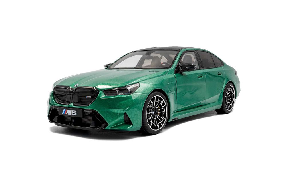 Machetă BMW M5 1:18 Solido – Isle of Man Green Metallic