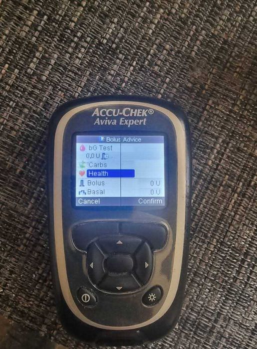 Telecomanda pompa insulina AccuChek .. 350 lei