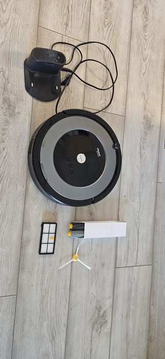Продавам Irobot Rumba