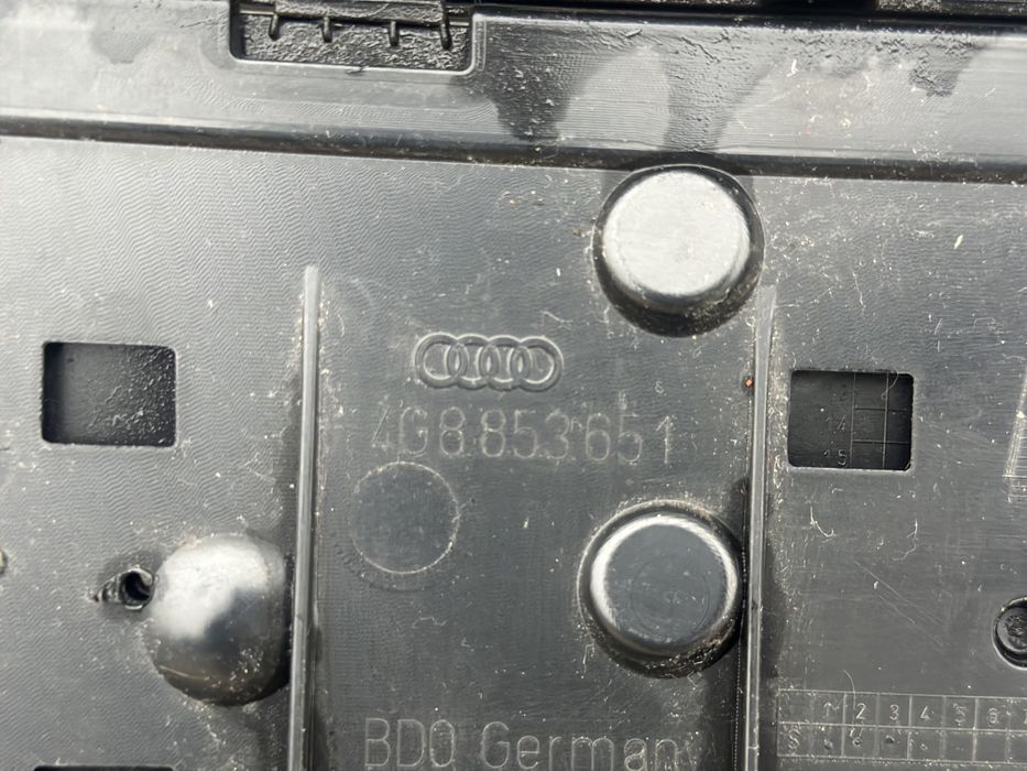 Решетка AUDI A7 C7 4G8853651