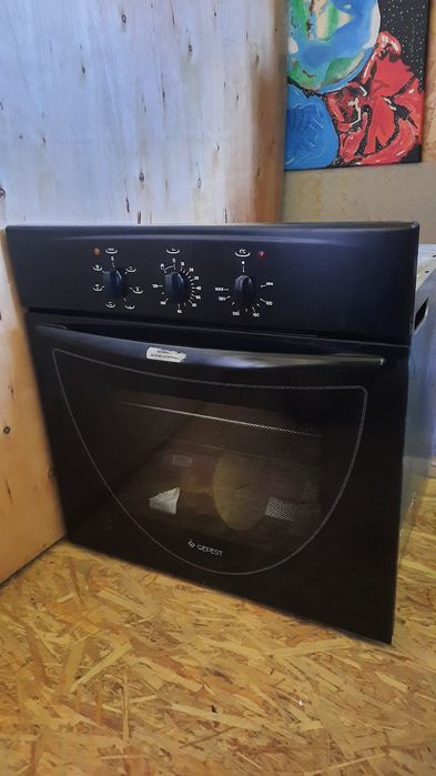 Духовка в отличном состоянии