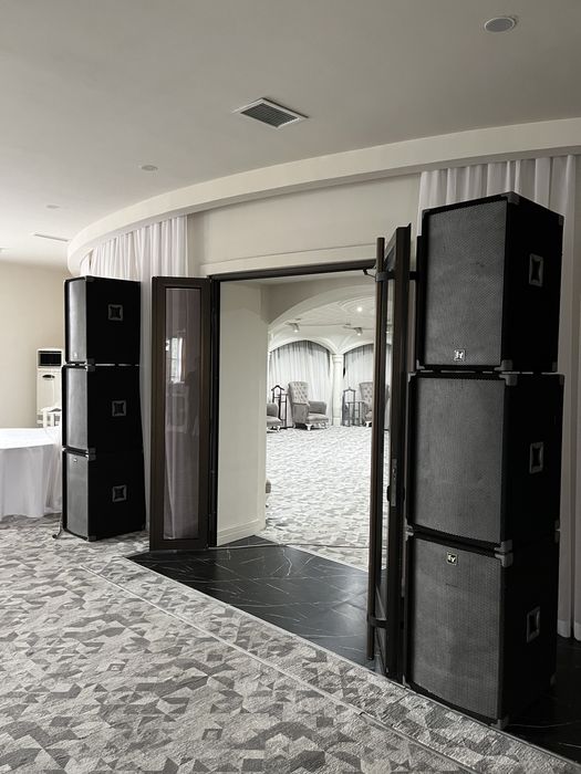 Продам колонки Electro Voice