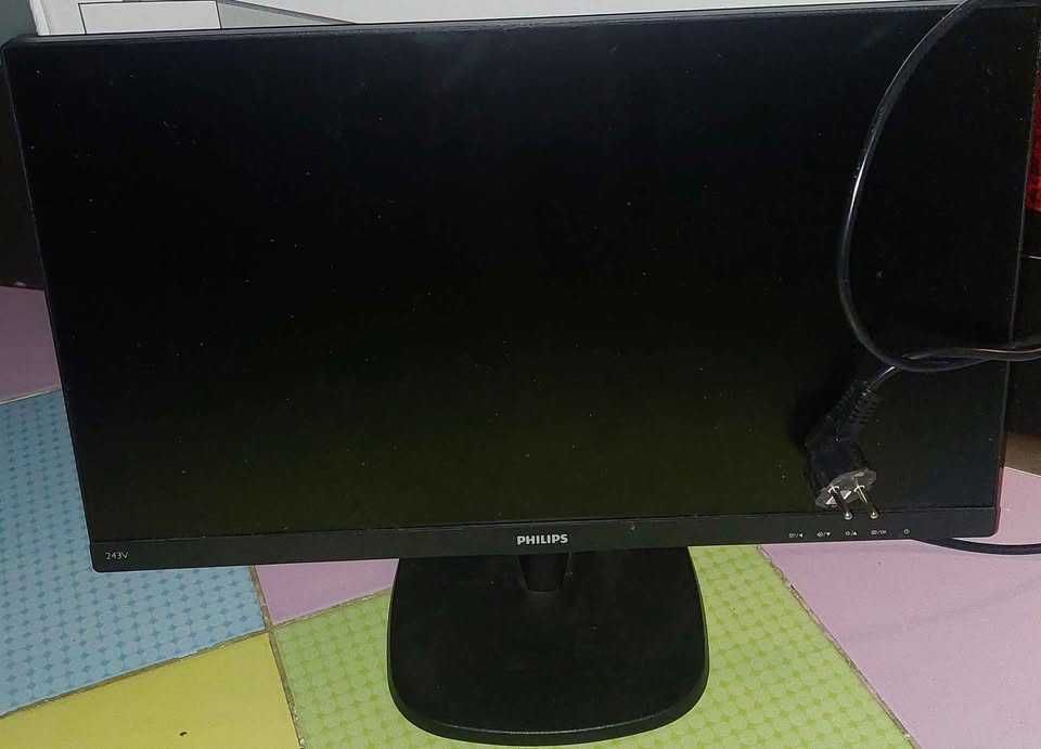 PHILIPS V-line 243V7QDSB 23,8″ LCD Full-HD monitor (4 ms rt, 75 Hz)