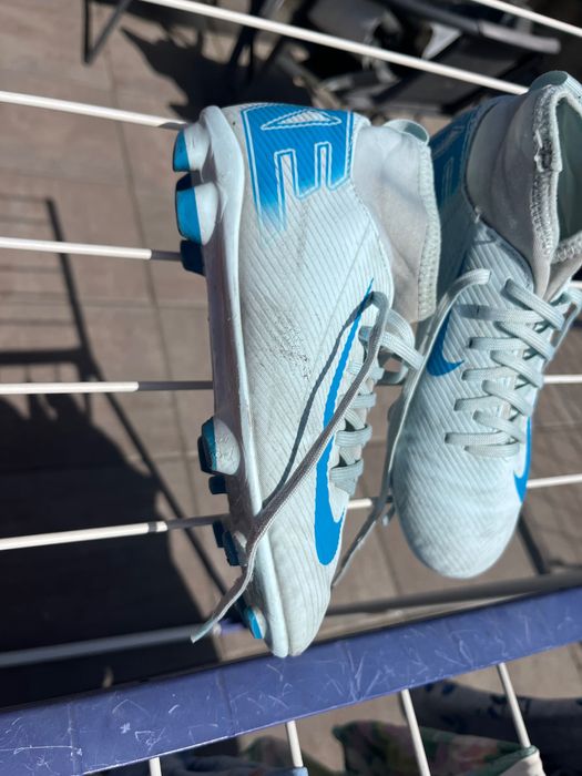 Ghete de fotbal copii marimea 32