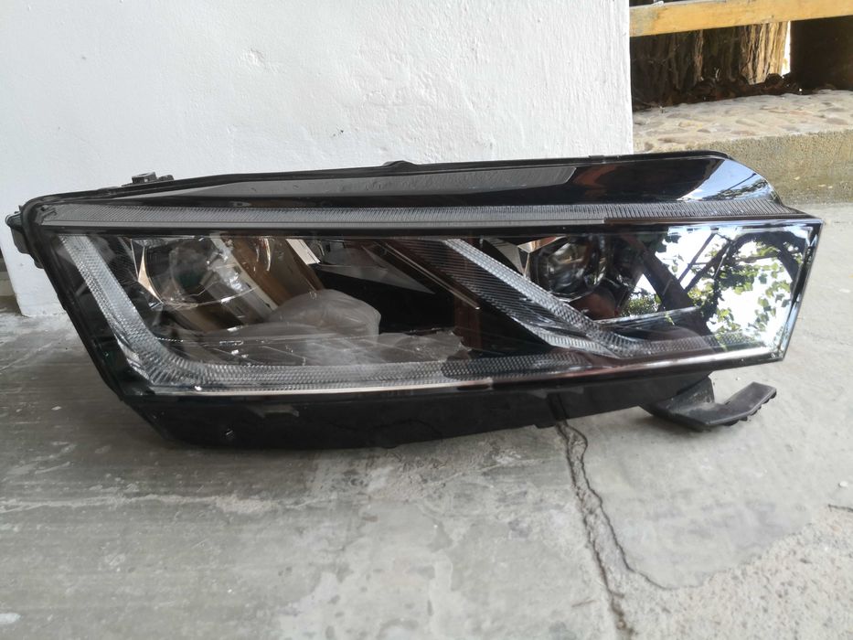 Фар Skoda Octavia IV FULL LED 2020 десен/Фар Шкода Октавиа Оригинален