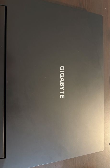 Геймърски лаптоп Gigabyte G5 MD