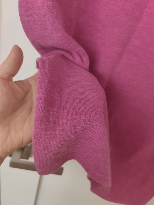 Продам новое платье безрукавка.