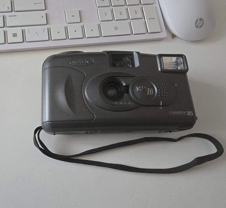 Фотоаппарат плёночный мыльница Kodak KB 10