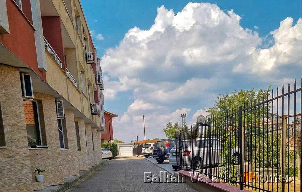 Продава се Двустаен апартамент в Варна, Галата - 66 кв.м за 1058 €/кв.м - Снимка #15