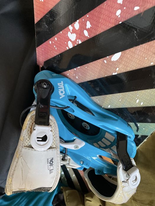 Сноуборд 152 с крепами + одежда