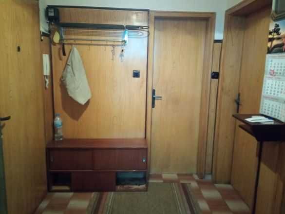 Дава се под наем Двустаен апартамент в Бургас, Лазур - 67 кв.м за 183.6 € - Снимка #4