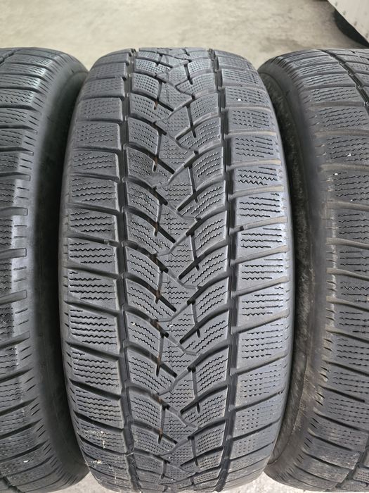 4 Броя 235/60/18 Dunlop 2x5,8mm 2x5mm