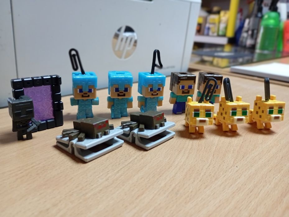 Играчки MineCraft и други