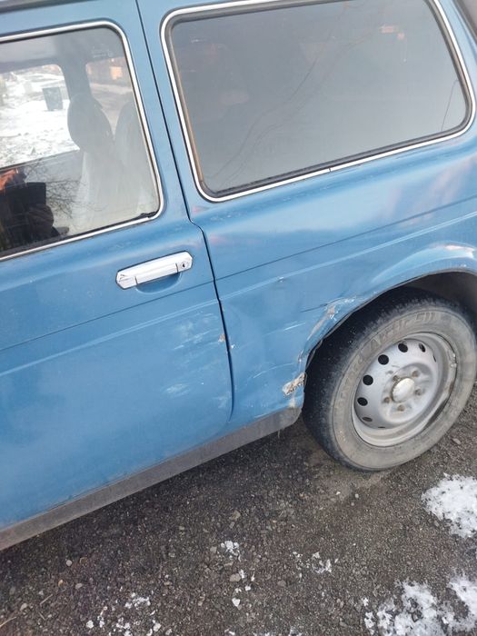 Автомашина нива  продам