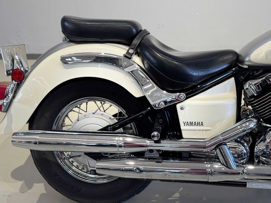 Motocicleta Yamaha Drag Star 650