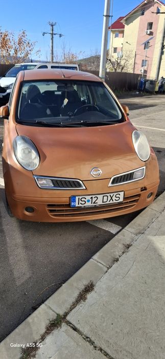 Vând nissan micra
