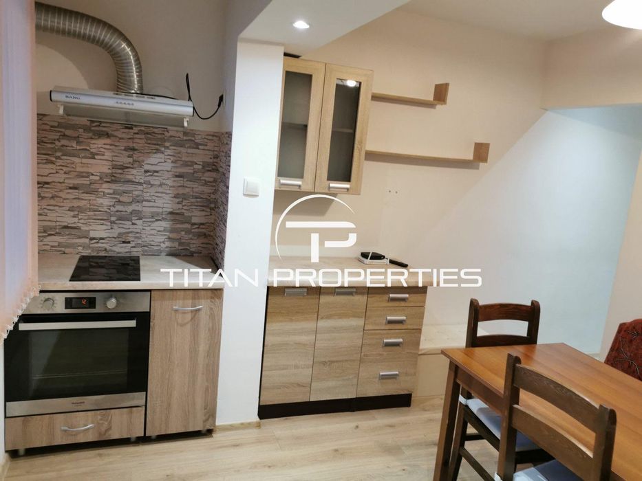 Дава се под наем Двустаен апартамент в Варна, Левски - 55 кв.м за 350 € - Снимка #1