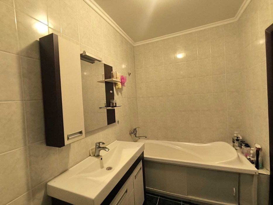 2 ком квартира в 5 микрорайоне