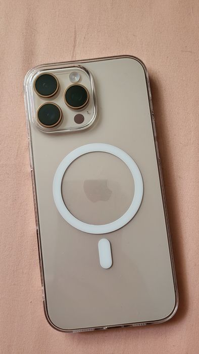 Продаю iPhone 16 Pro Max срок гарантии ещё 2 недели.Новый не пользовал