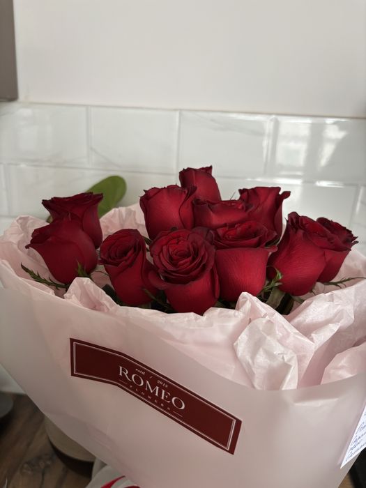 Букет 11 роз красных